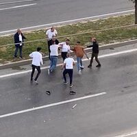 İki grup arasında bıçak ve silahlı kavga: 6 yaralı
