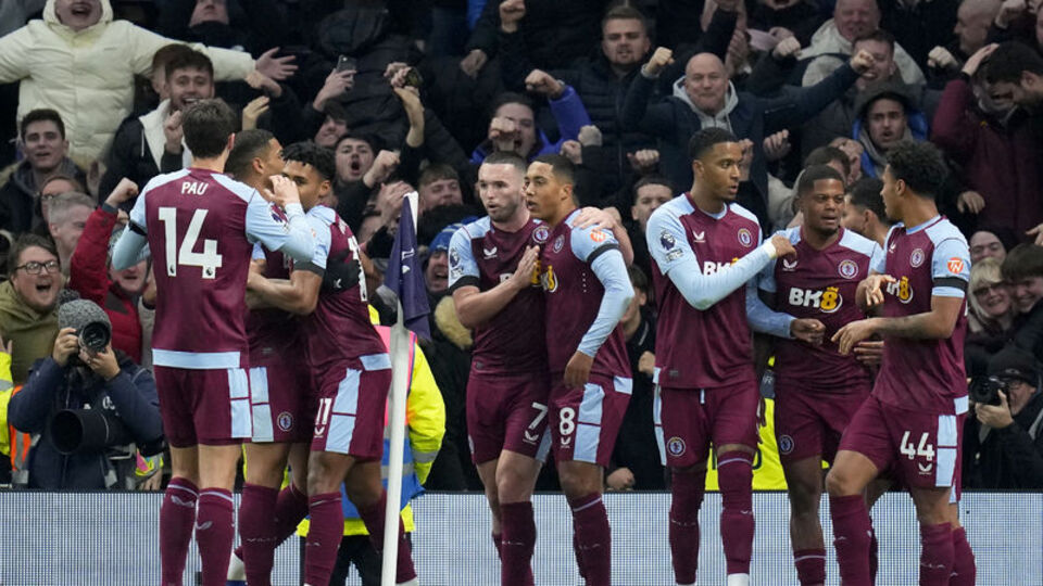 Aston Villa evinde avantajı aldı!