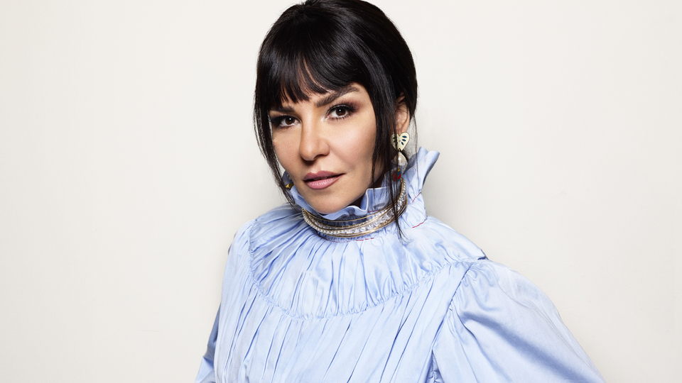 Fatma Turgut'tan 'Dönmem Ona'