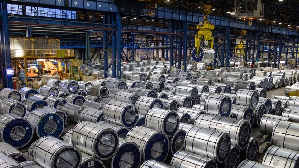 ABD ve İngiltere'den Rusya'ya 'metal' yaptırımı