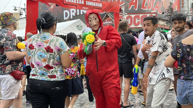 Tayland'da su savaşları başladı