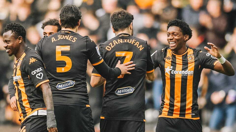 Ozan attı, Hull City kazandı
