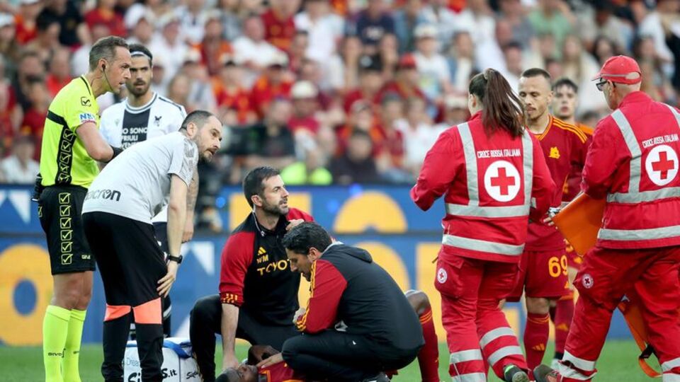 Ndicka fenalaşınca maç tatil edildi!