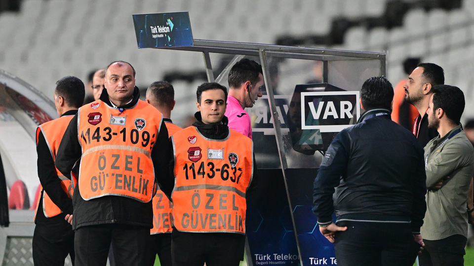 Yabancı VAR damga vurdu!