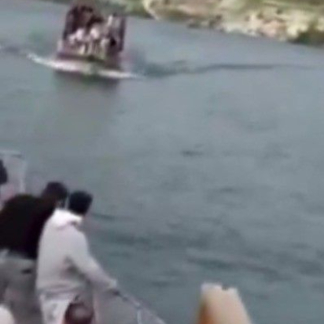 Şanlıurfa Halfeti'de iki tekne çarpıştı!