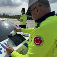 Selektörle radar uyarısı yapmak suç mu?