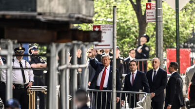 Donald Trump'ın 'sus payı' davası başladı