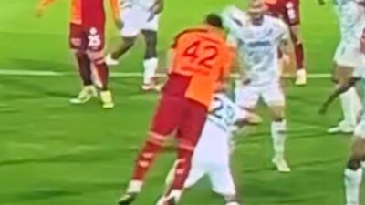 Galatasaray attı, faul nedeniyle iptal oldu!