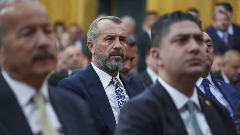 Saffet Sancaklı yeniden MHP'de