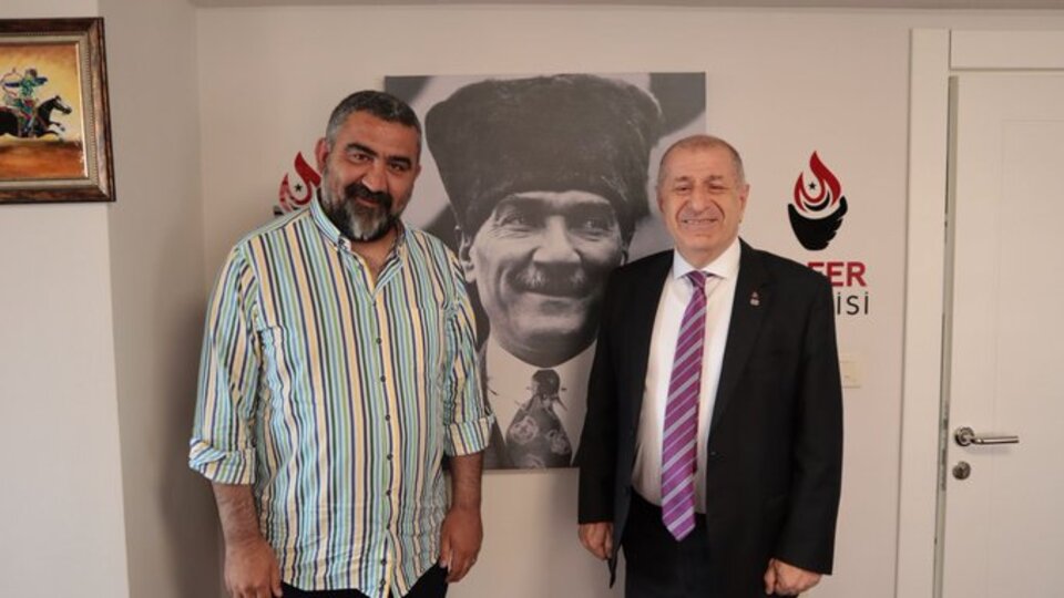 Ümit Özat siyasete atıldı