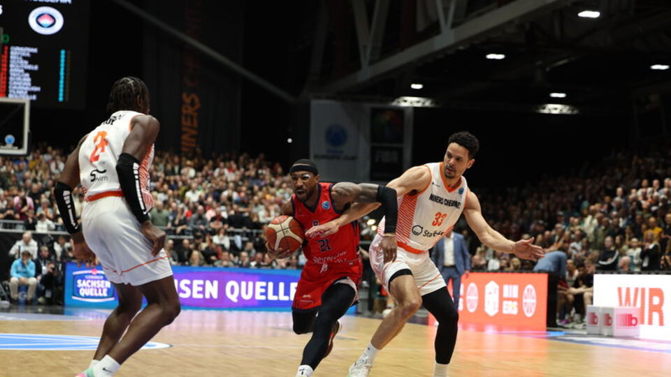 Bahçeşehir ilk maçta mağlup!