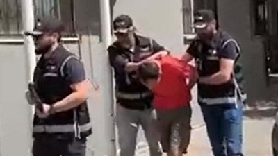 Mavi bültenle aranıyordu: Türkiye'de yakalandı