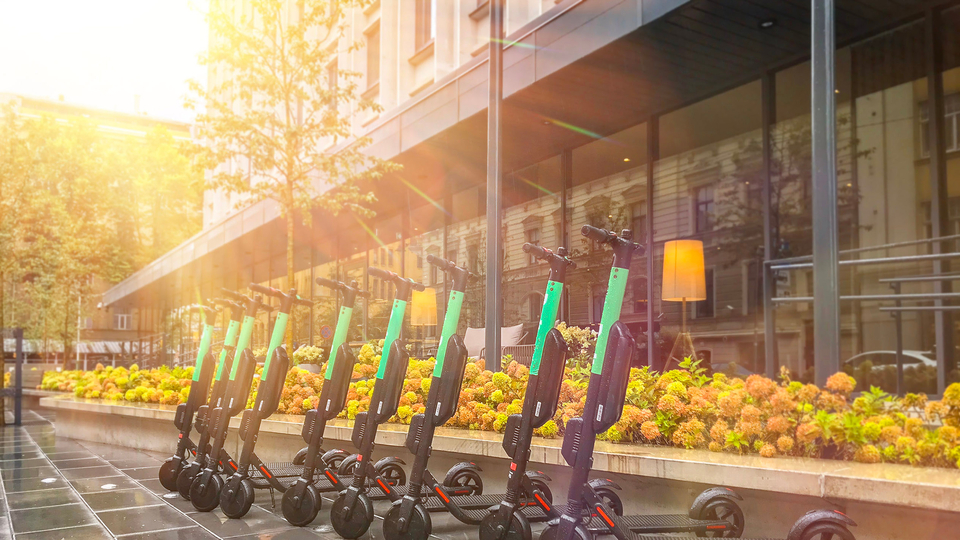 Almanya'da ilk kez e-scooter yasaklandı