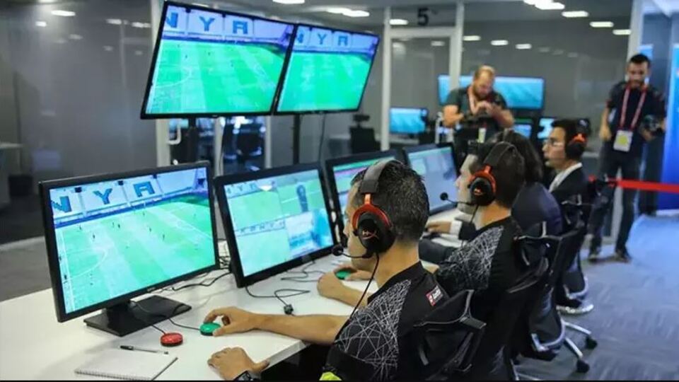 Beşiktaş-A.Gücü maçına Hollandalı VAR hakemi!