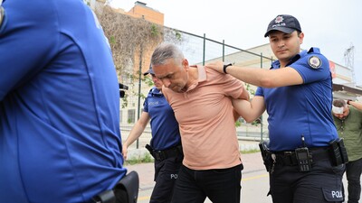 Polisi tehdit edip silah çeken belediye temizlik işleri müdürü tutuklandı