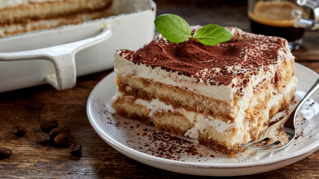 Evde kolay ve pratik tiramisu yapımı!