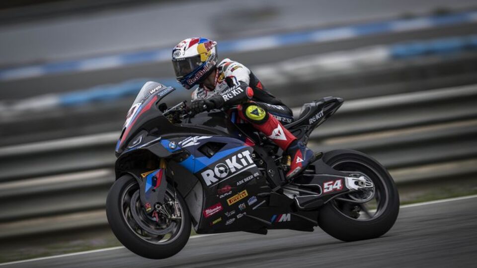 Toprak Razgatlıoğlu, Hollanda'da zirvede!