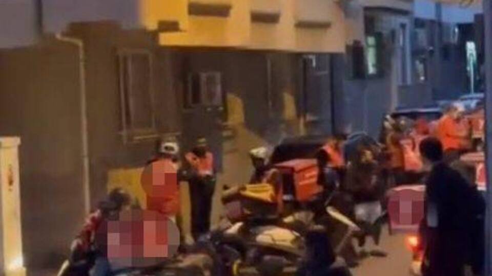 İntikam için defalarca yemek sipariş etti