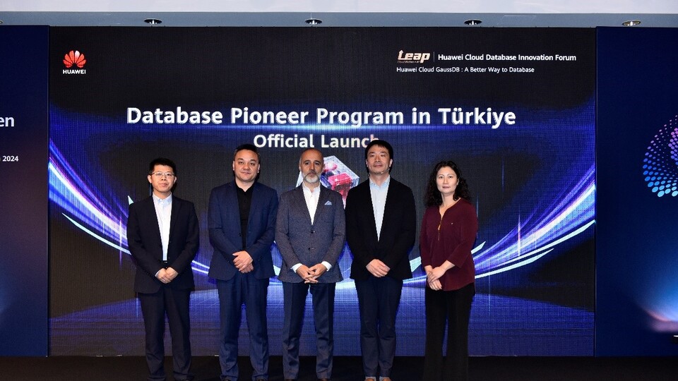 Yeni bulut teknolojilerini tanıttı