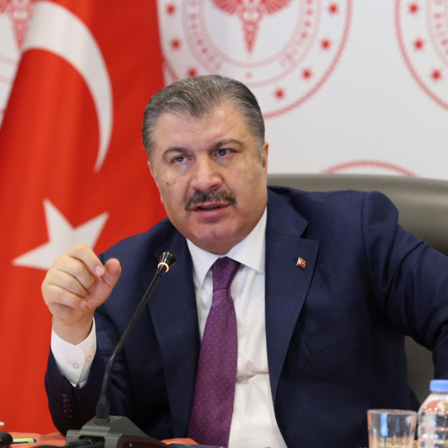 Bakan Koca'dan İstanbul'da sağlık zirvesi
