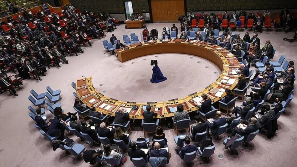 Kosova oturumunda gerginlik