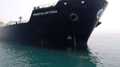 İskenderun Körfezi'nde ürün tankeri gemisi karaya oturdu