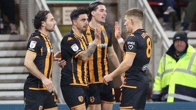 Hull City'den play-off için kritik galibiyet!