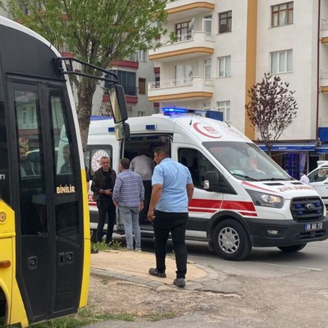 Yolcu otobüs şoförünü bıçakladı