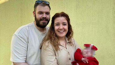 Bebeği dünyayı görmeye başladı... Anne gözlerini kapadı!