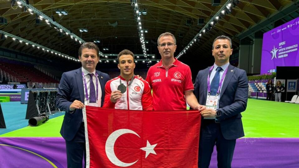 Adem Asil'den bronz madalya!