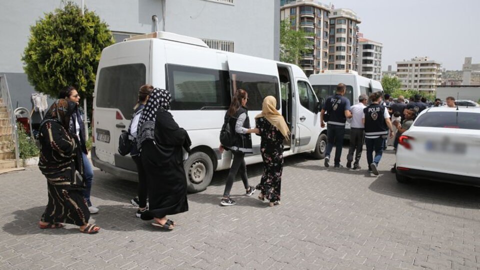 Şanlıurfa'da fuhuş operasyonu: 6 tutuklama