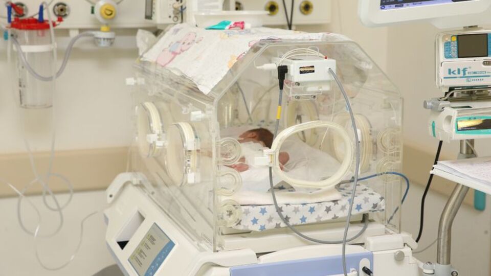 Aralarında doktorlar da var! 38 şüpheli gözaltında! 'Yenidoğan' şebekesi!