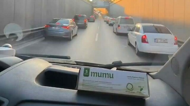 Fermuar sistemiyle ambulansa yol açtılar