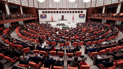 TBMM'de anayasa mesaisi: Meclis Başkanı Kurtulmuş siyasi partileri ziyaret edecek