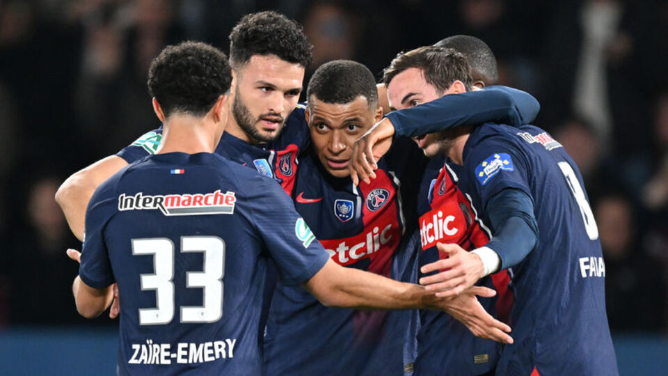 Monaco takıldı, şampiyon PSG!