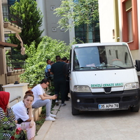 Yalnız yaşadığı evinde çıkan yangında öldü