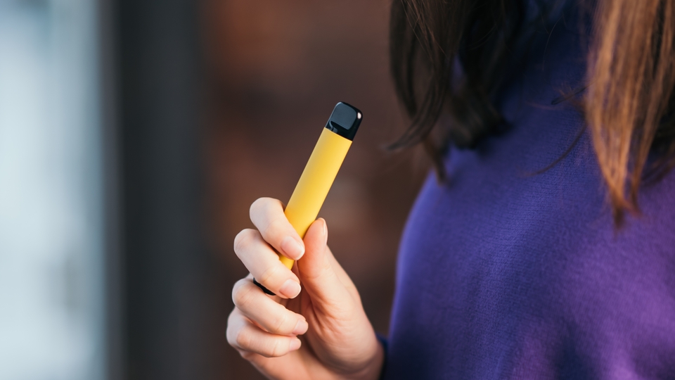 Elektronik sigarada kurşun ve uranyum tehlikesi!