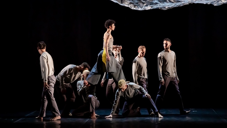 Sanatseverlerle buluştu