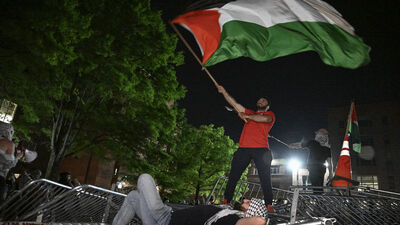 ABD'de vekillerle öğrenciler arasında gerginlik