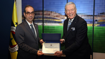 Şekip Mosturoğlu mazbatasını aldı!