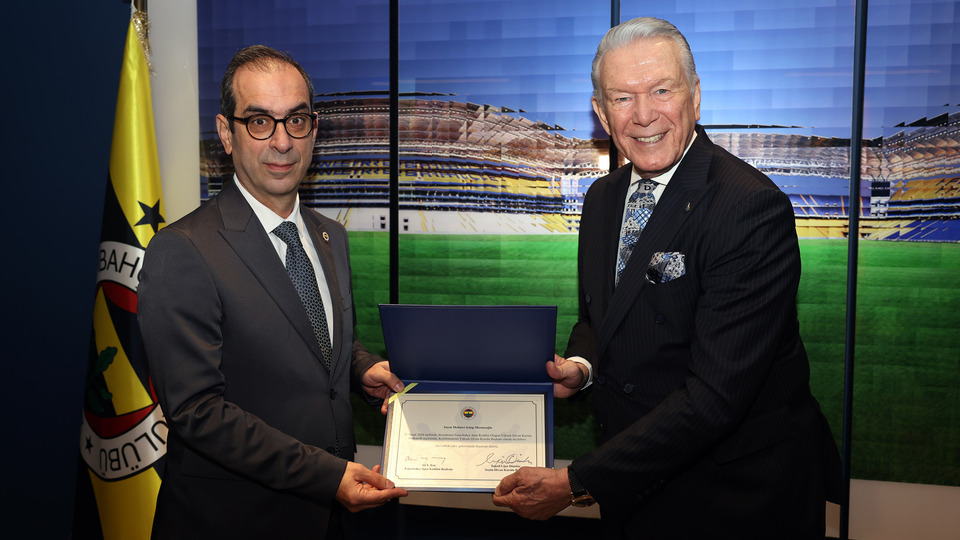 Şekip Mosturoğlu mazbatasını aldı!