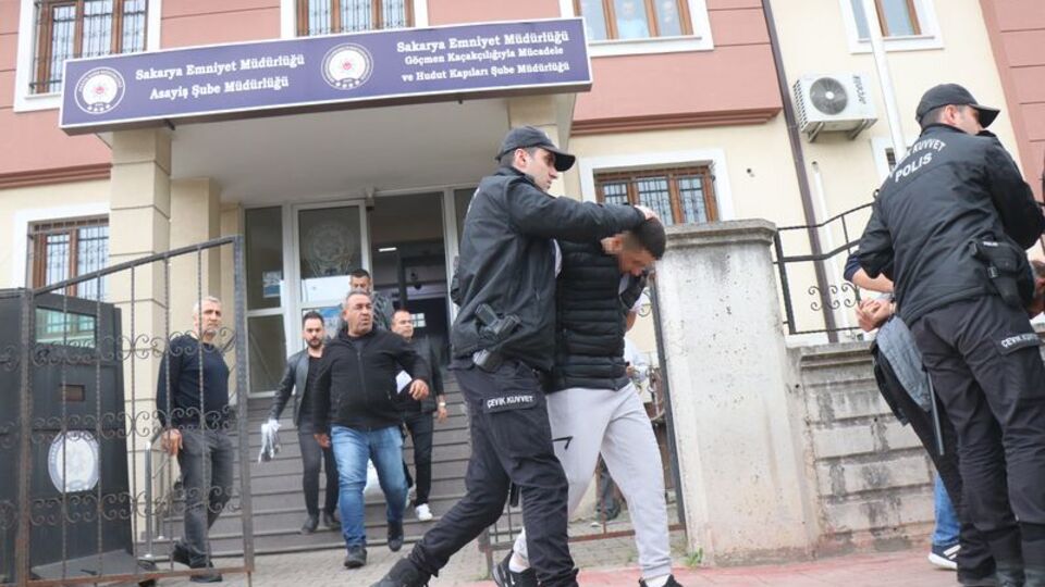 Cinayet böyle aydınlandı! Aracını satmaya çalışmışlar