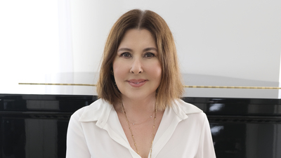 İlk kez bir Türk şarkıcı seçildi