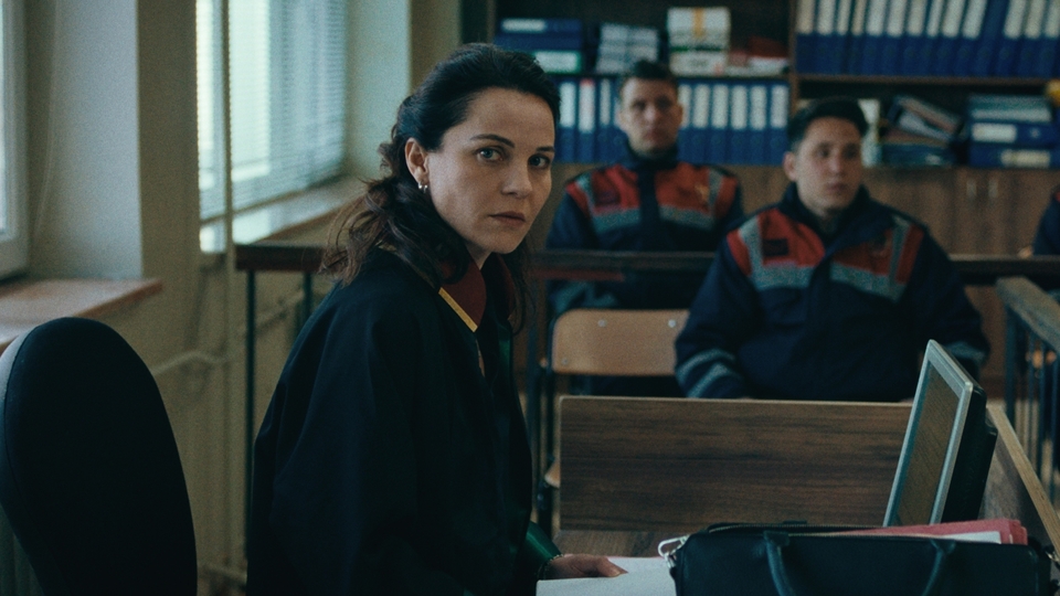 Bol ödüllü 'Tereddüt Çizgisi' vizyonda