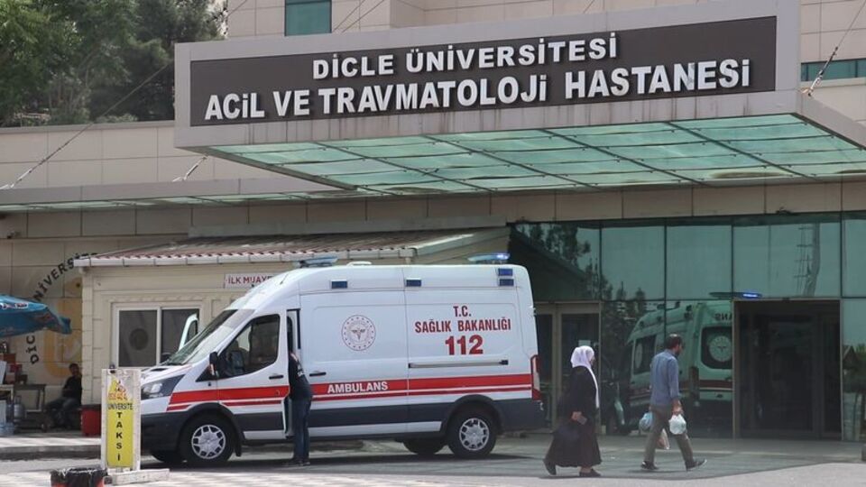 Dere kenarında buldukları cisim can aldı