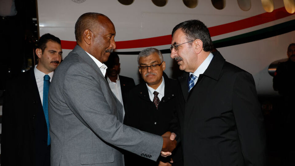 Oğlu kazada ölen Sudan lideri Burhan, Türkiye'ye geldi