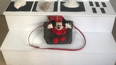 Polisin dikkatinden kaçmadı! Oyuncak farenin içinden çıktı!