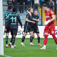 Adana Demirspor tek attı üç aldı!