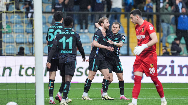 Adana Demirspor tek attı üç aldı!