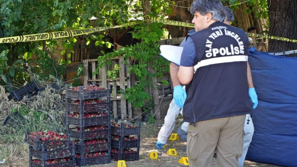 Husumetlesine kurşun yağdırdı